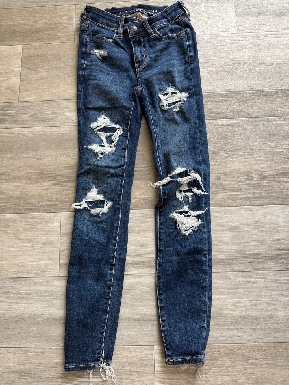 American Eagle Dark Blue Distressed Women's Jeggings